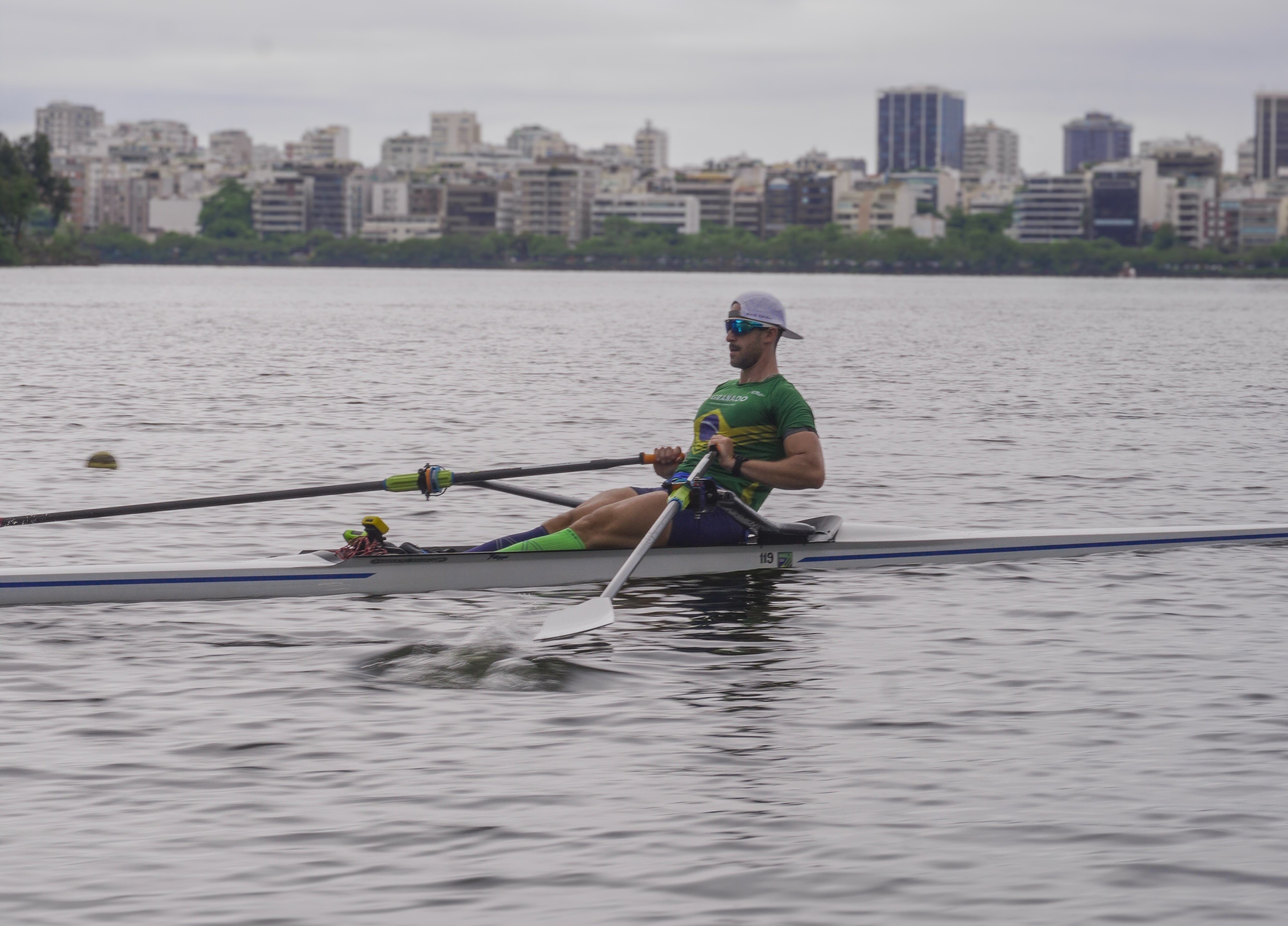 BR3 Black/White – Bont Rowing